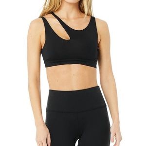 Alo Peak Bra
